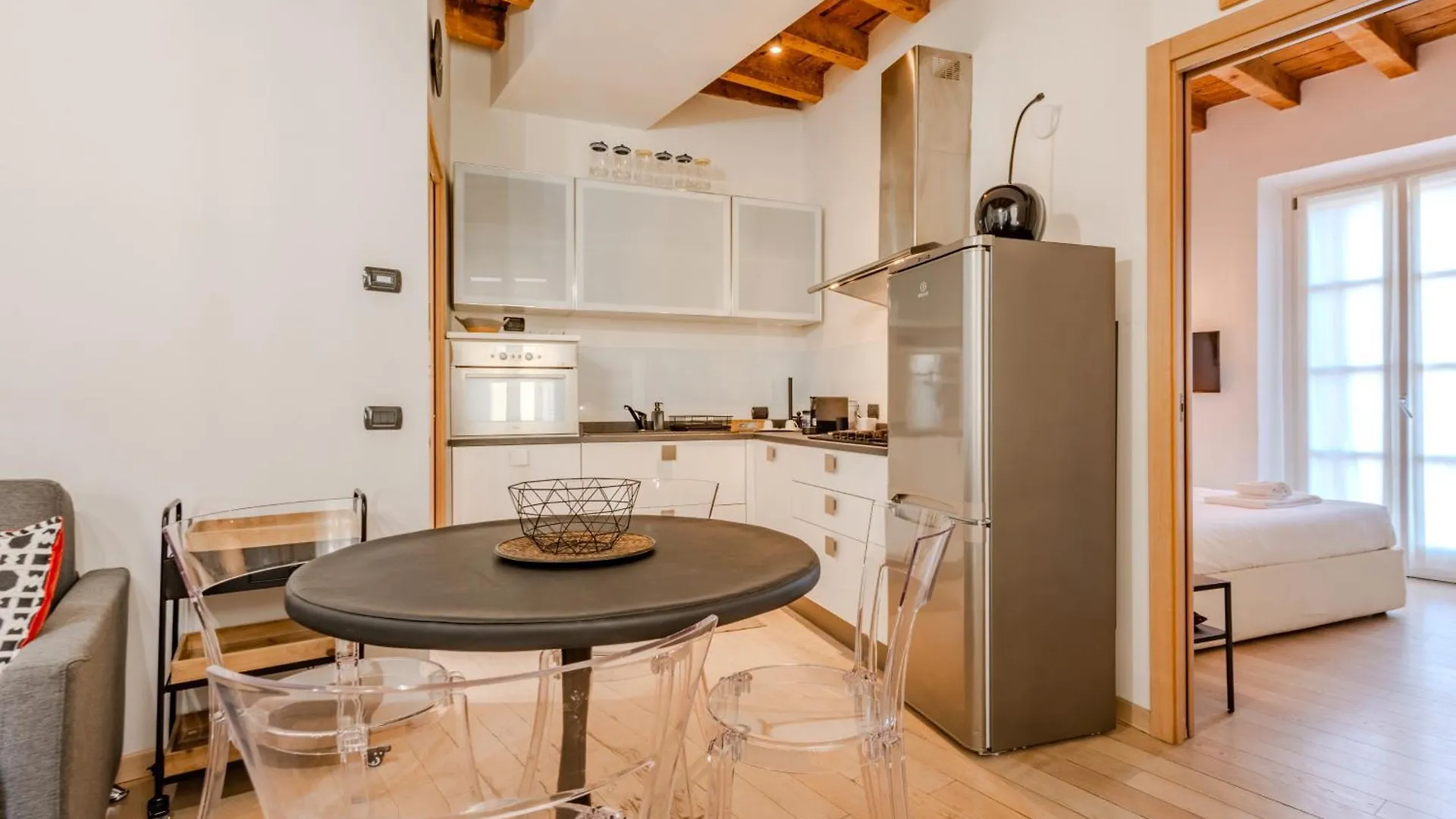 דירות מילאנו Crocetta Modern Flat